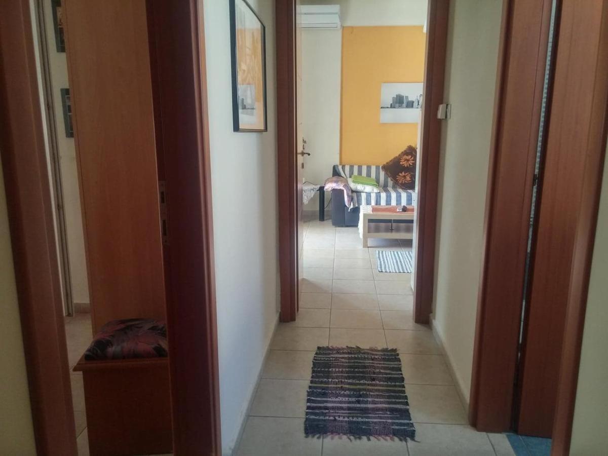 Oasis Apartment ネア・ミカニオーナ エクステリア 写真
